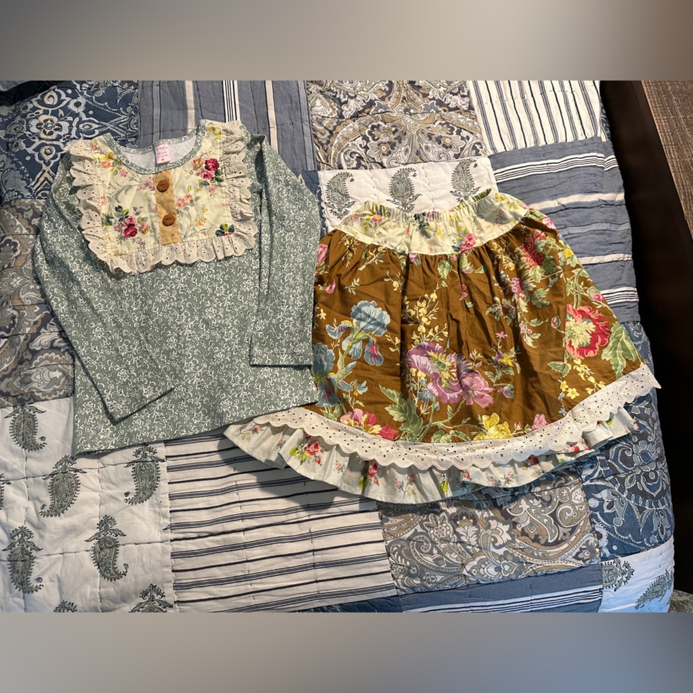 Nwt Giggle Moon Sea of Glass skirt set